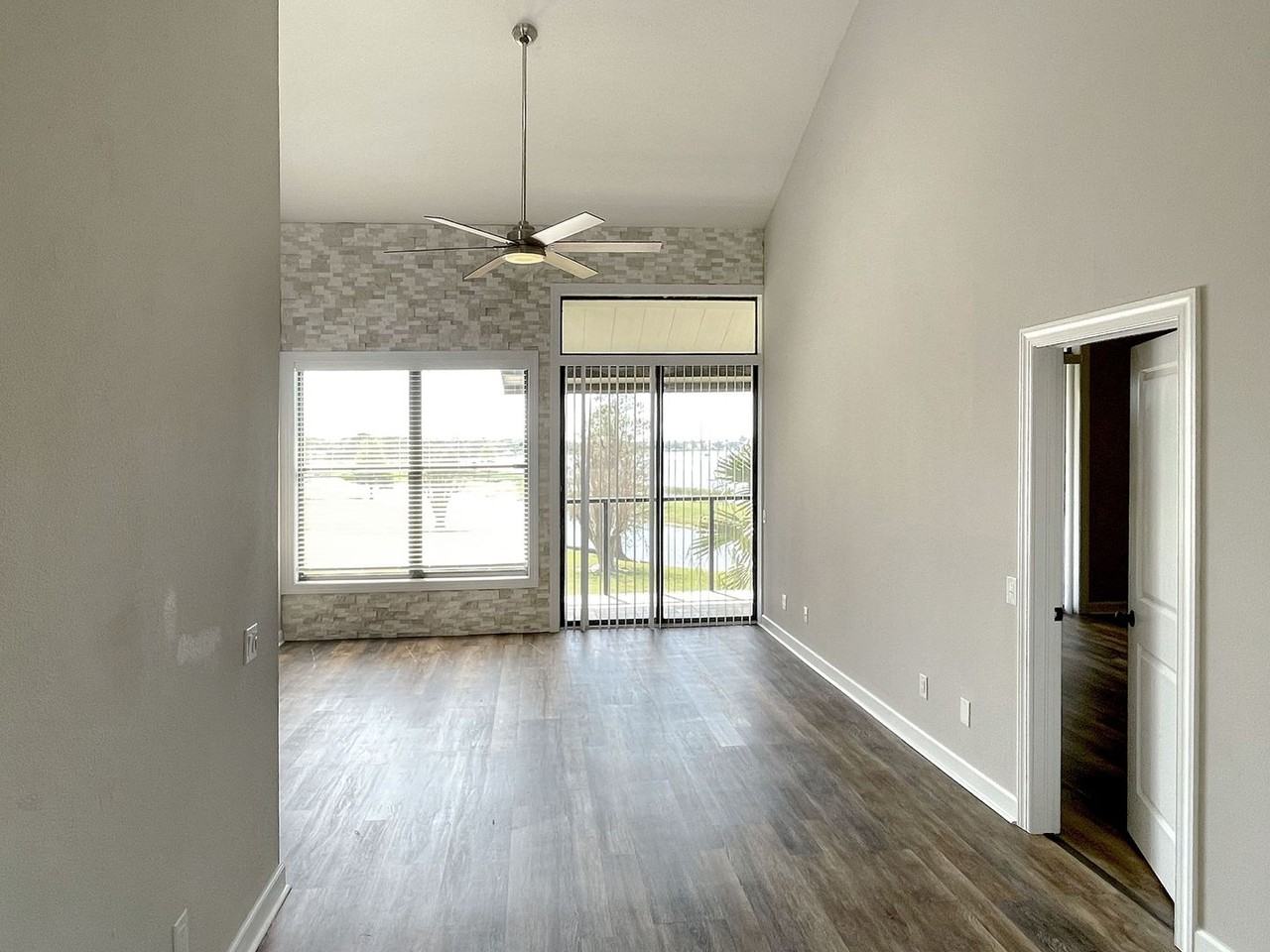 415 Laurel Cove Way - Photo 2 of 19