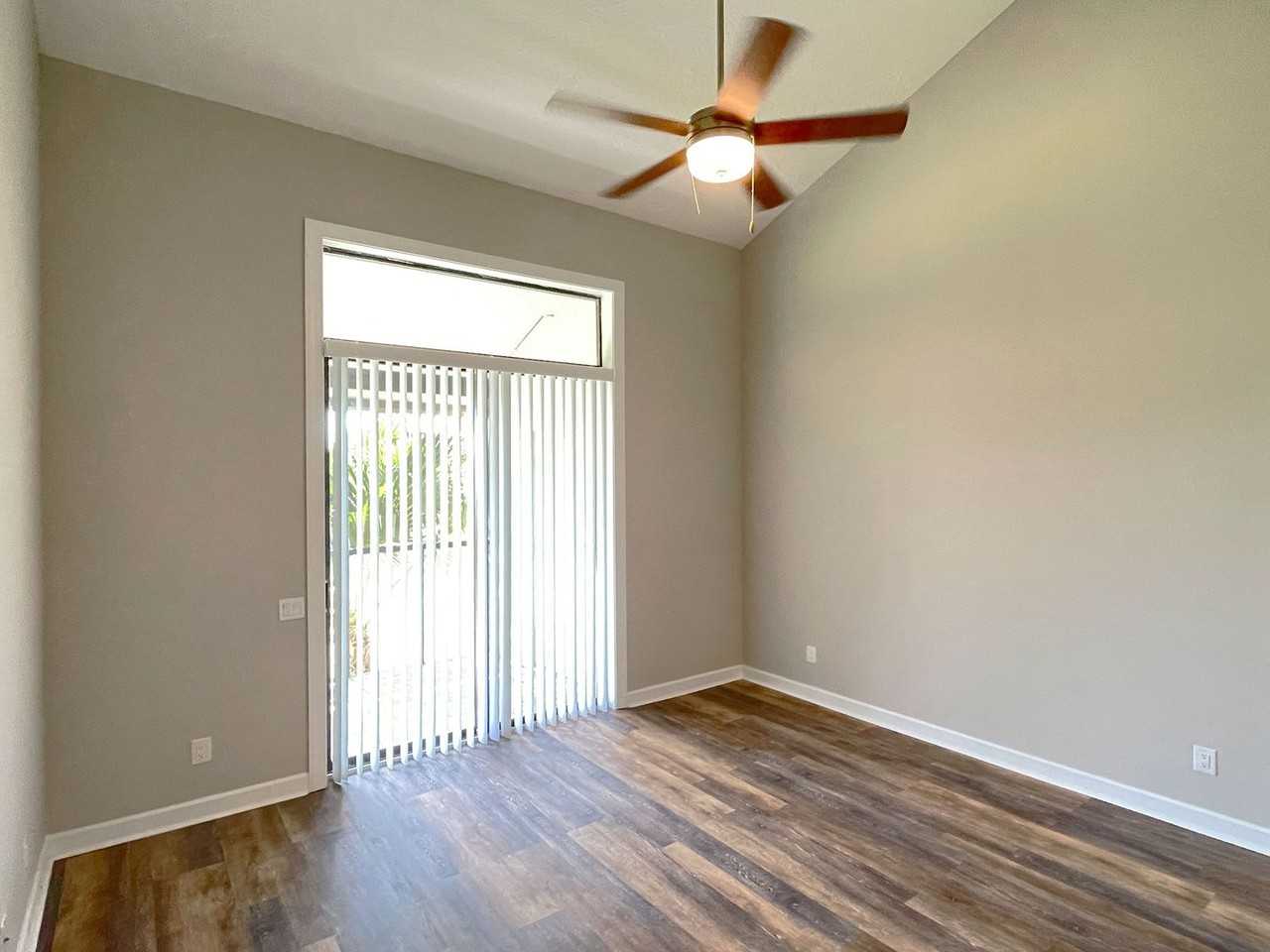 415 Laurel Cove Way - Photo 6 of 19