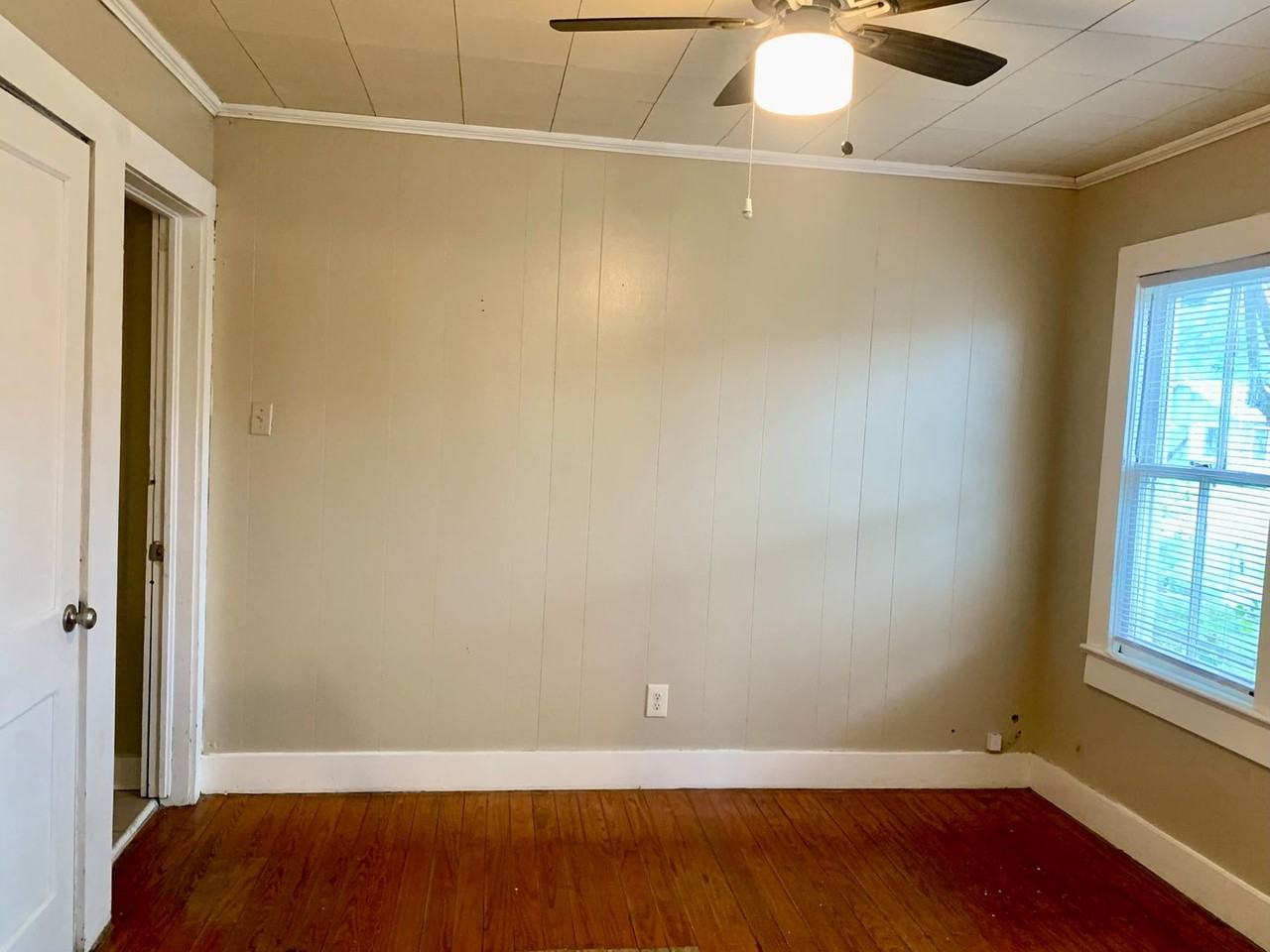 514 Saint Charles St - Photo 6 of 8