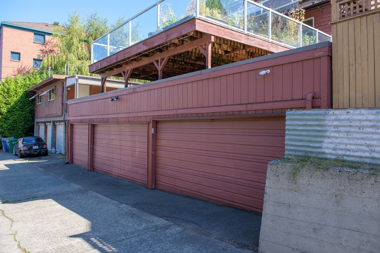 June Court Apartments - Photo 6 of 6