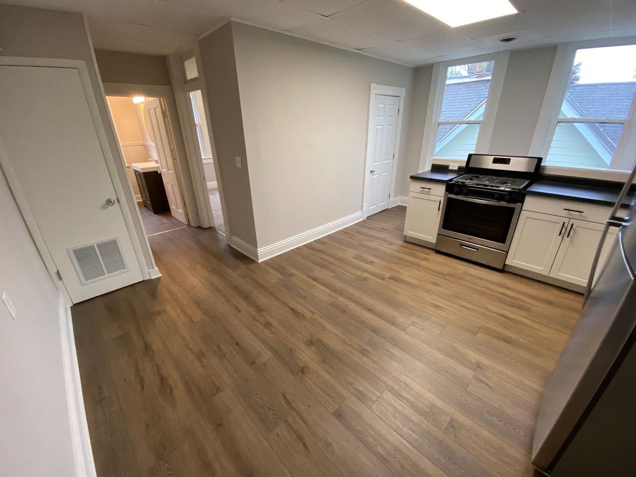 1815-1817 Meharry St - Photo 6 of 15