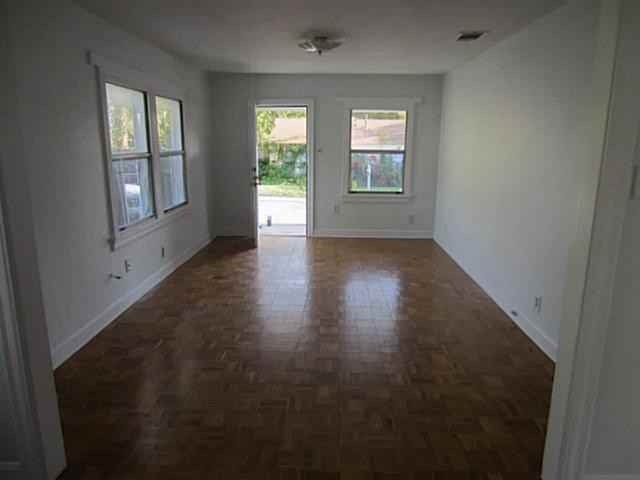 507 E 54th St - Photo 6 of 13