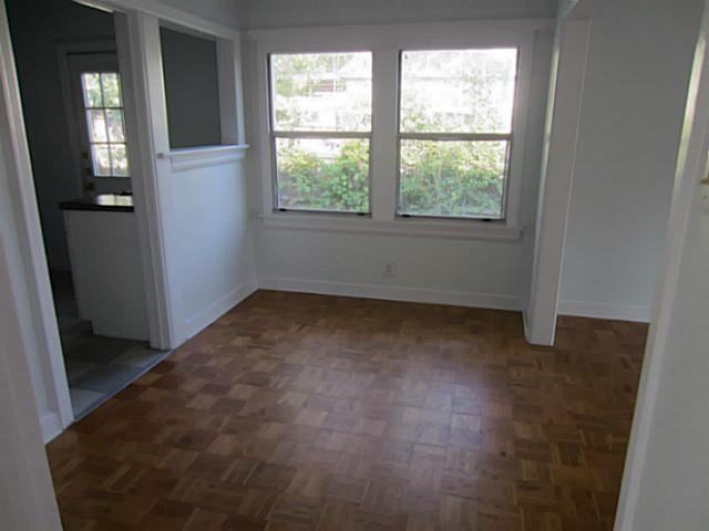 507 E 54th St - Photo 7 of 13