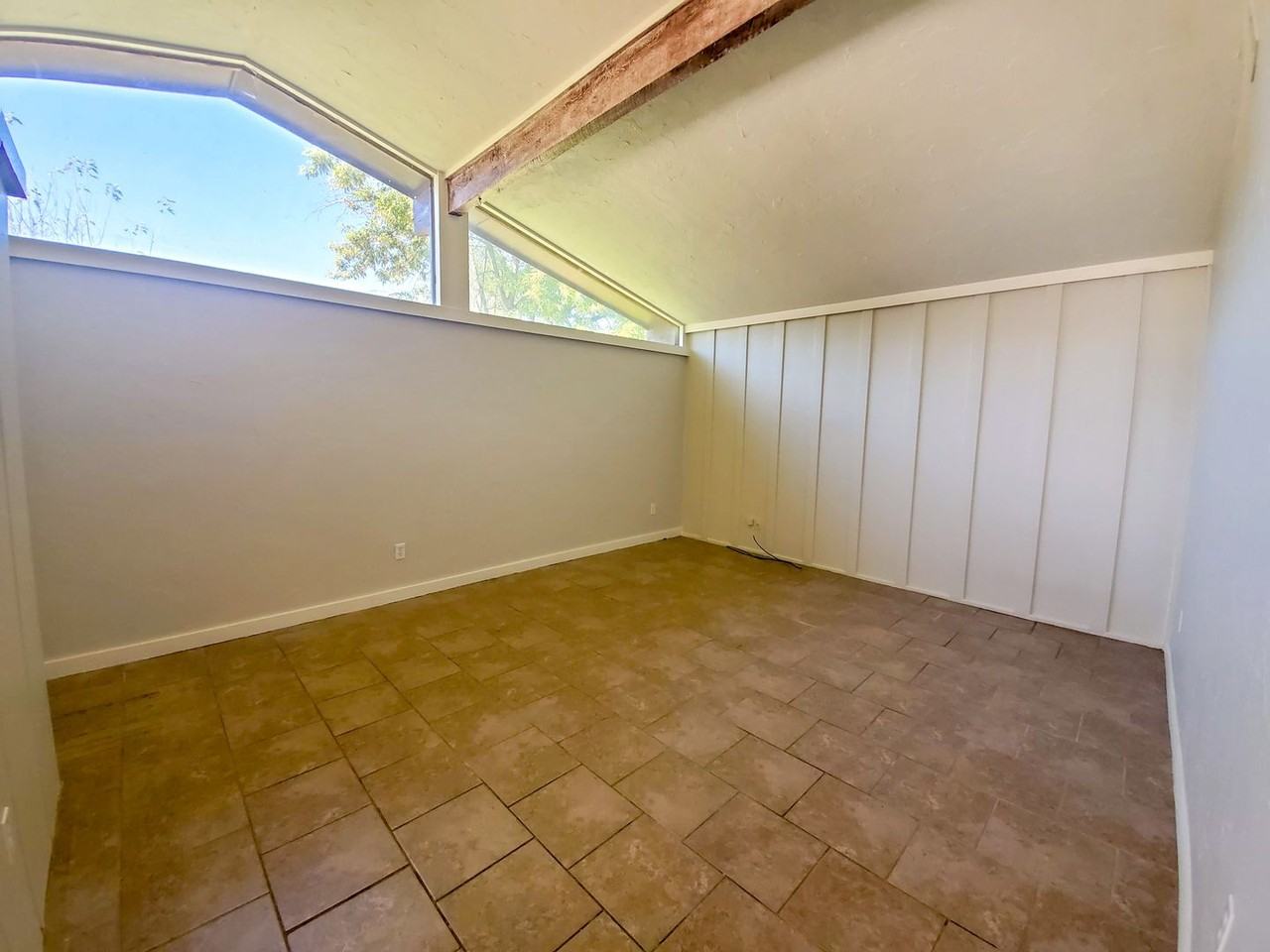 32 Cheyenne Dr - Photo 2 of 37