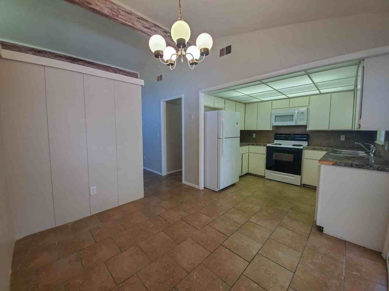 32 Cheyenne Dr - Photo 6 of 37