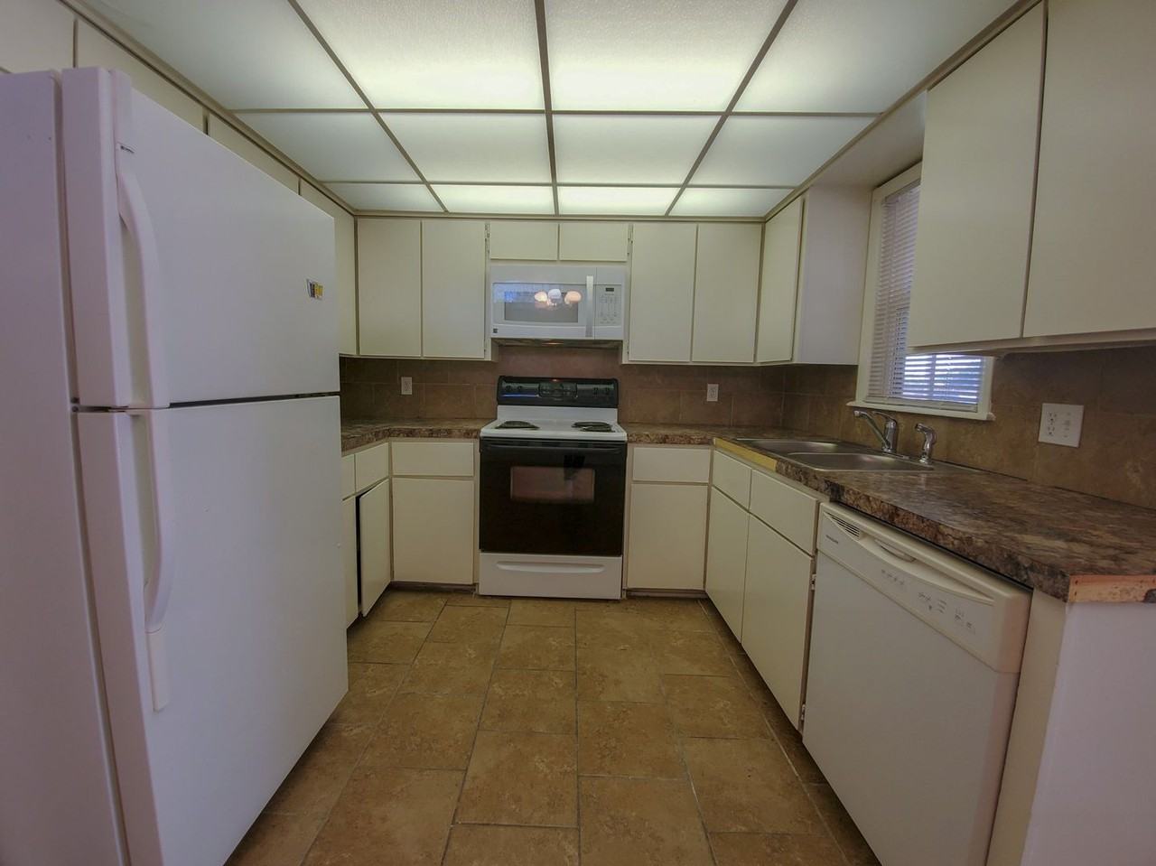 32 Cheyenne Dr - Photo 7 of 37