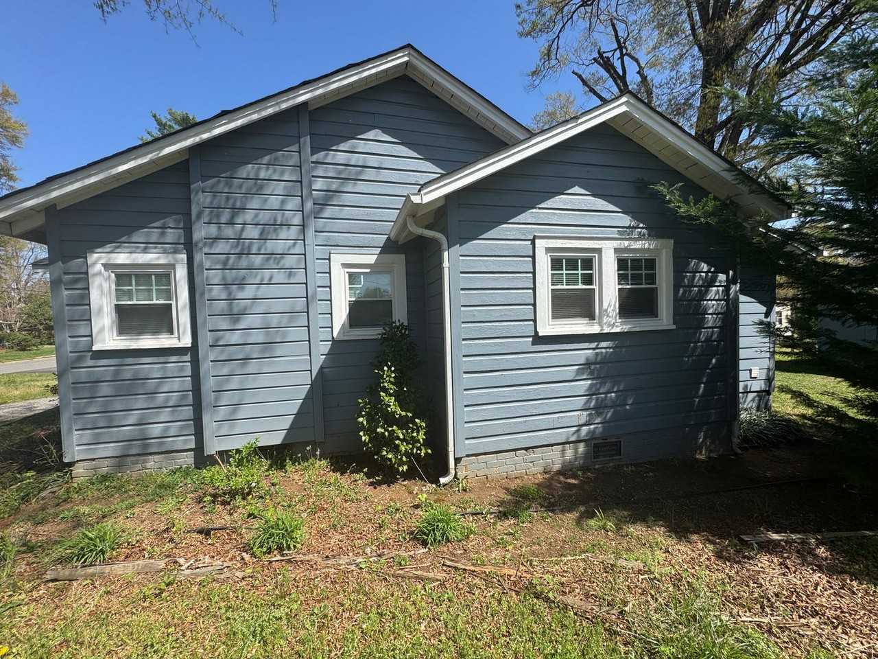 809 W Gold St - Photo 2 of 35