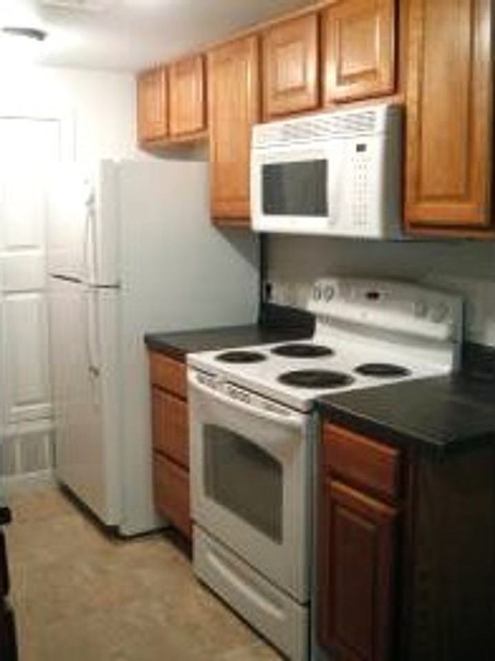 1015 Mississippi - Photo 2 of 4