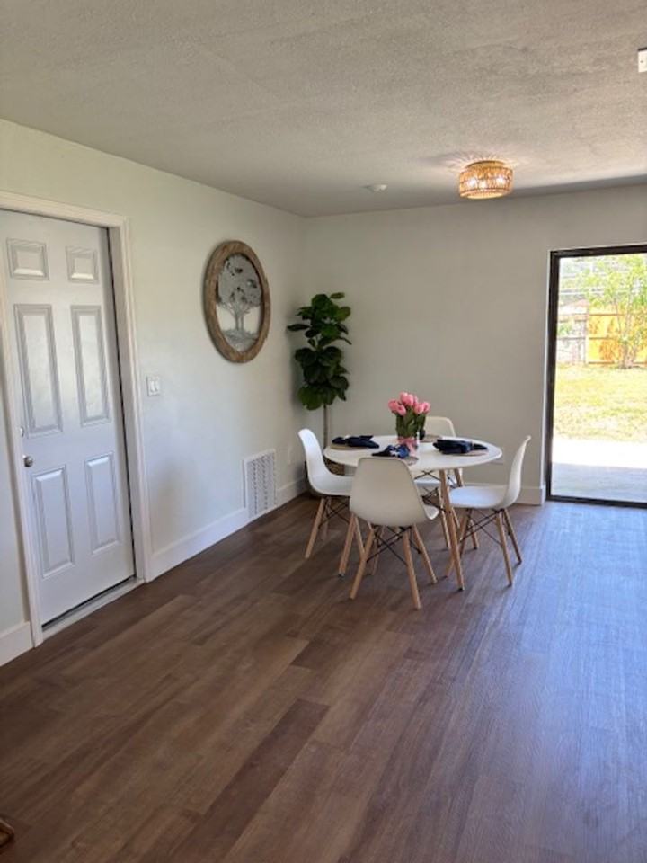 798 Aspen Dr - Photo 6 of 18