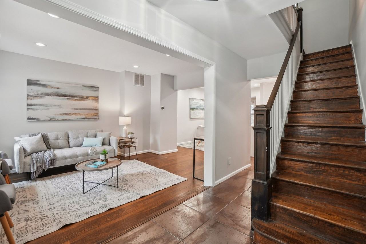 3009 7th St Ne - Photo 3 of 35