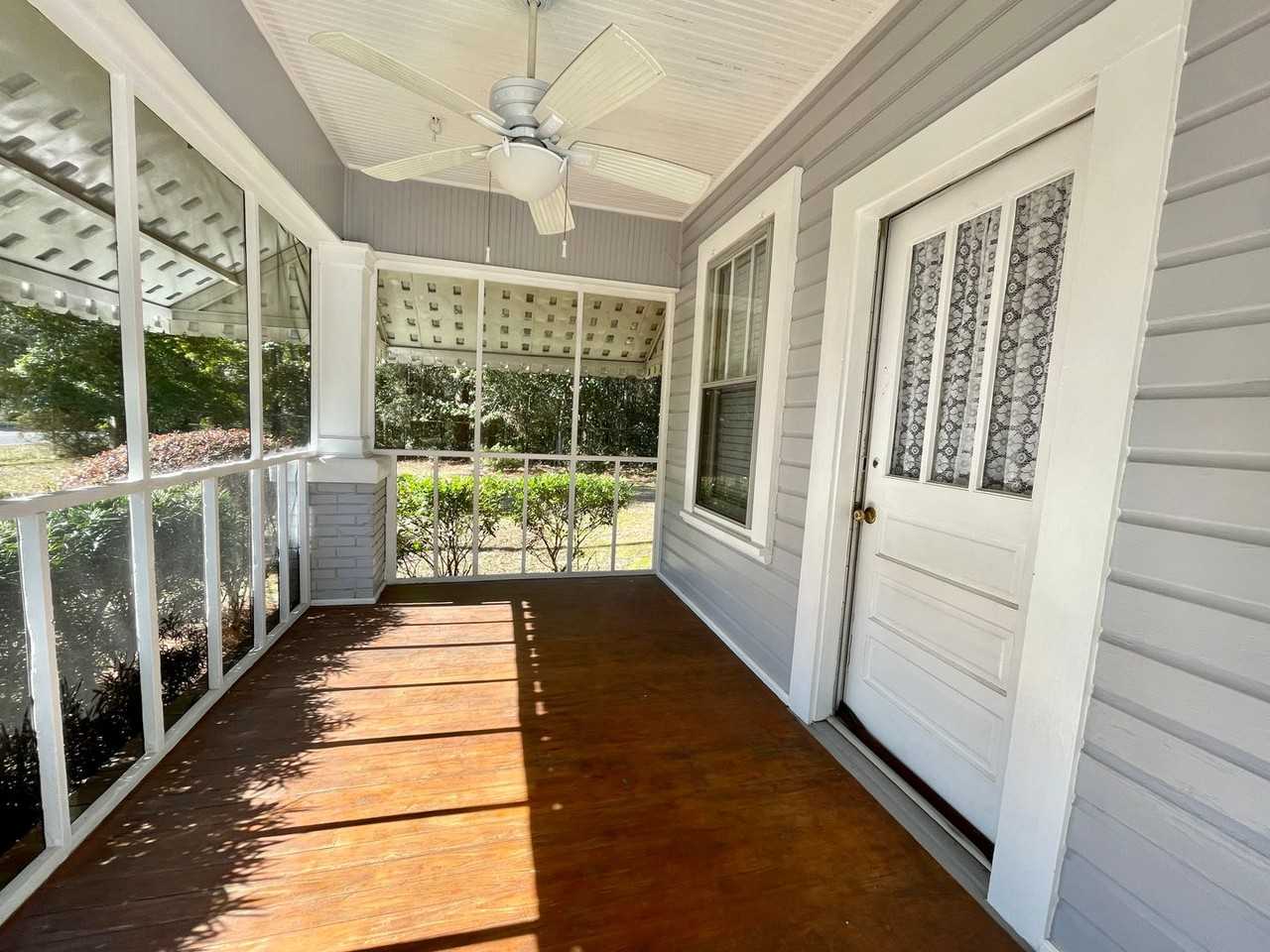 4752 Halls Mill Rd - Photo 2 of 16