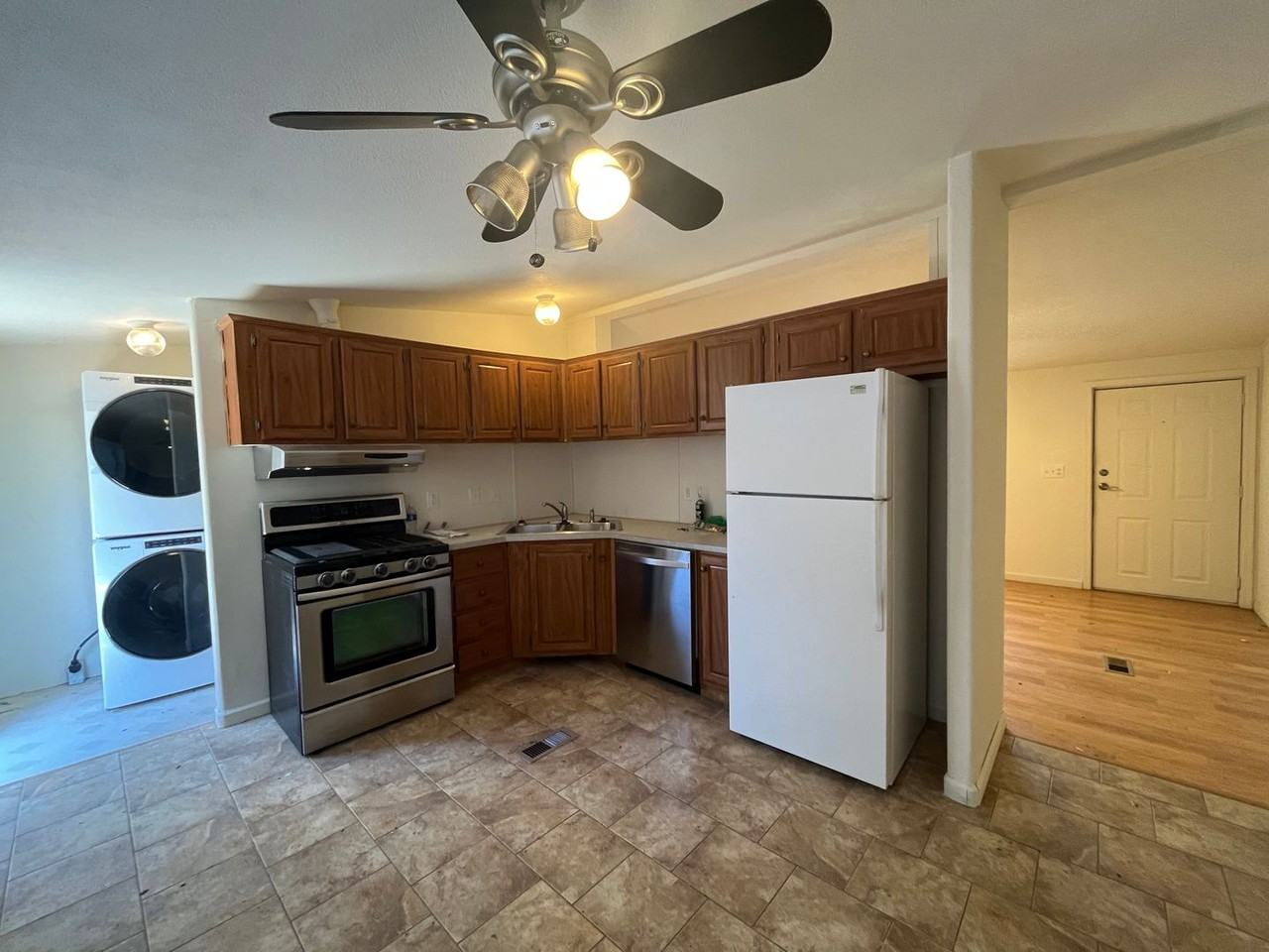 1130 Lopez Ct - Photo 5 of 16