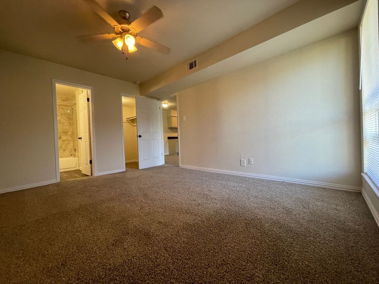 Champion Court Apartments - Photo 6 of 17