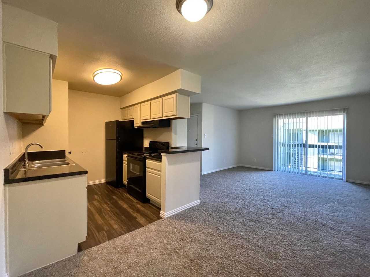 Champion Court Apartments - Photo 2 of 17