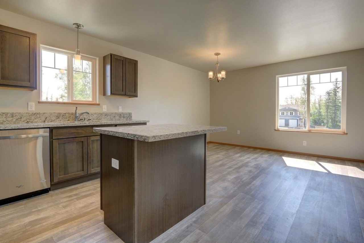 Kalani Plex - Photo 4 of 19