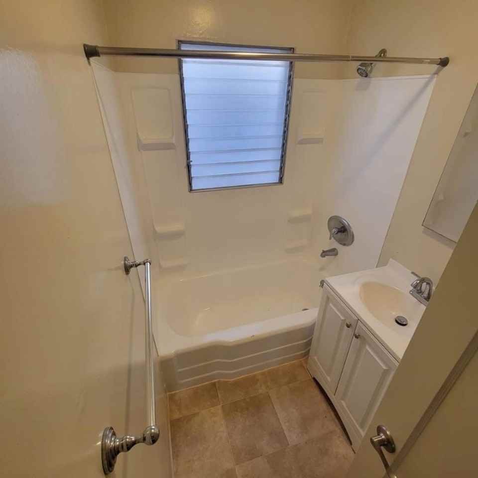 219: 1520 E 2nd St. - Photo 7 of 7