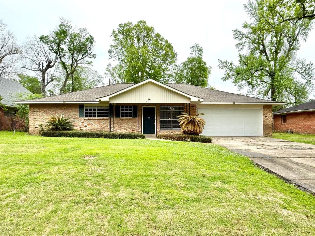 4551 Drusilla Dr - Photo 2 of 15