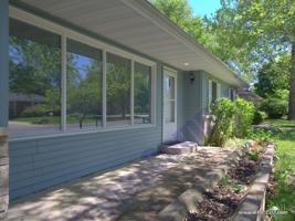 featured image of 710 Breen Dr