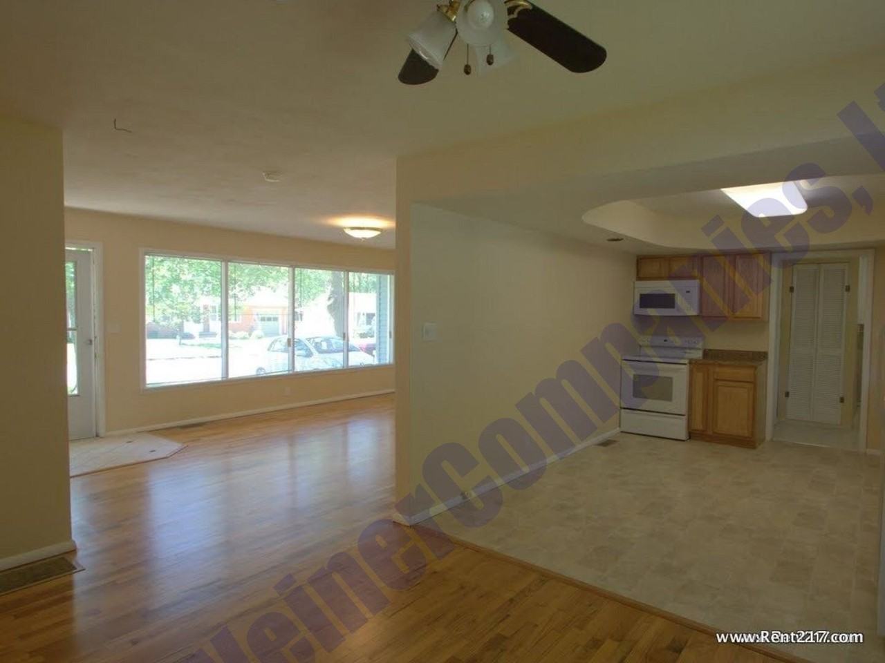 710 Breen Dr - Photo 5 of 17