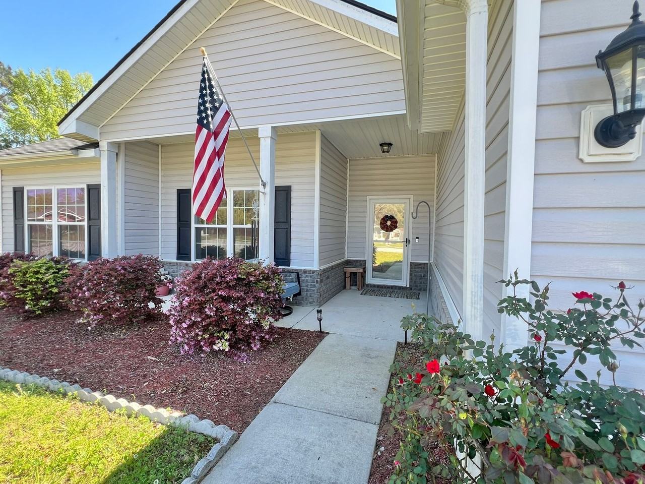 237 Maggie Ln - Photo 2 of 41