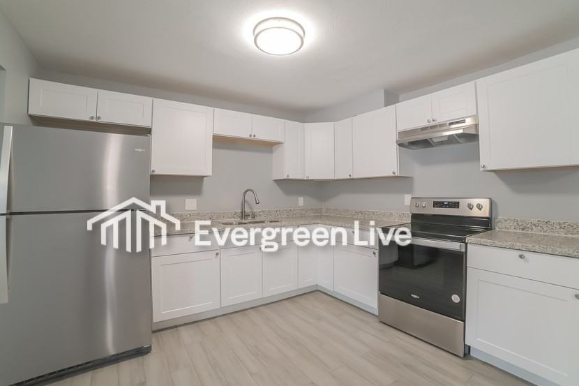 2938 W San Juan Ave - Photo 5 of 20