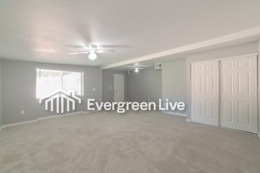 2938 W San Juan Ave - Photo 7 of 20