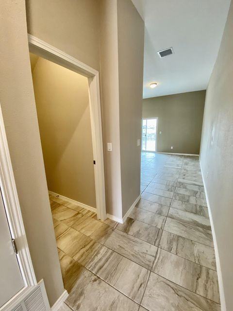 715 Hc Gilbert Minjares Dr #B - Photo 7 of 28