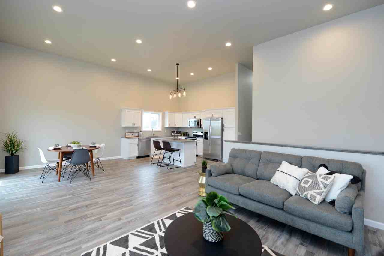 213 Divide Dr #1 - Photo 4 of 22