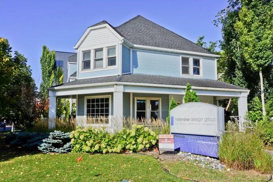 304 10th St N #1 - Photo 3 of 14