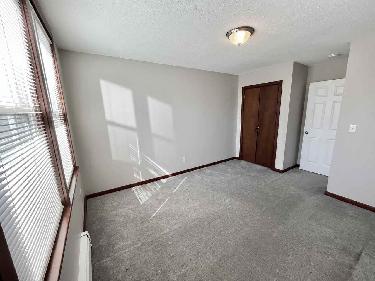 10 Harlow St #B - Photo 4 of 15