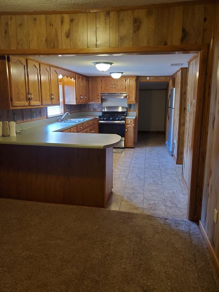 3302 Ronnie Ave - Photo 5 of 20