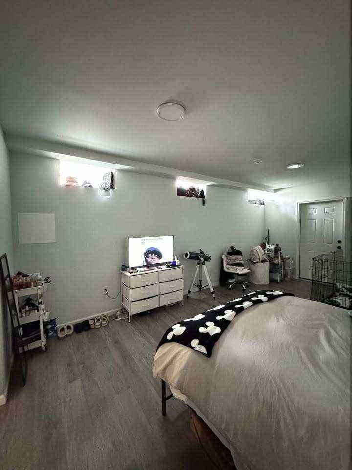 316 W Salaignac St #B - Photo 2 of 9