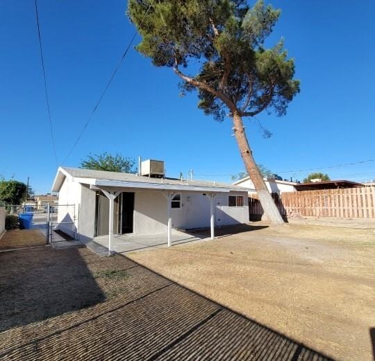 1729 Sunset St - Photo 6 of 15
