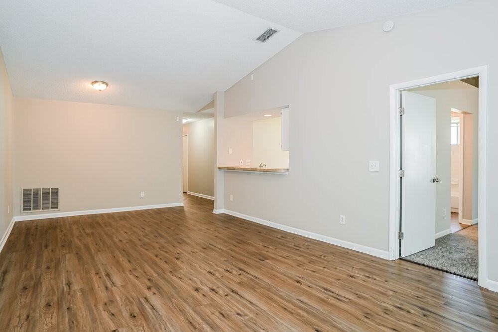 7811 Aquarius Cir S - Photo 3 of 16