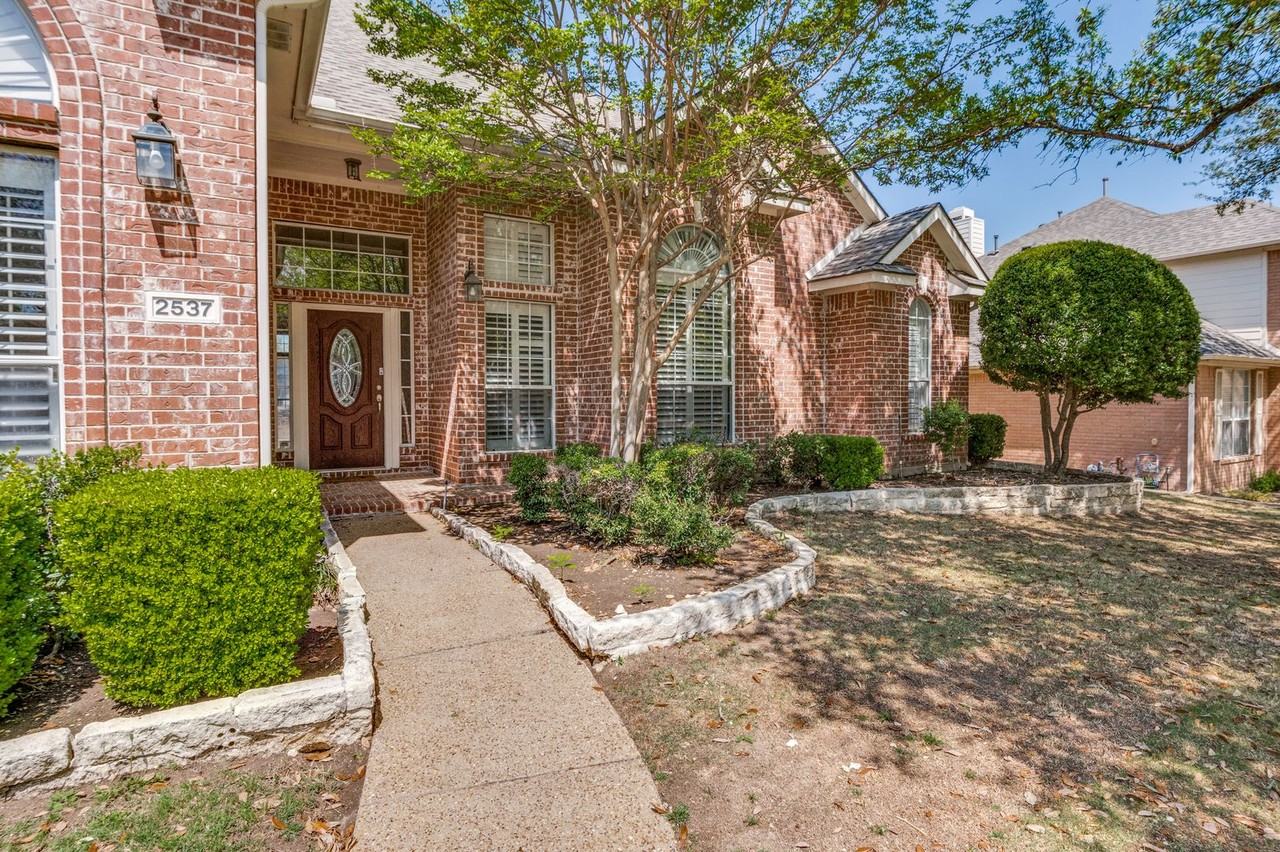 2537 Geiberger Dr - Photo 2 of 27