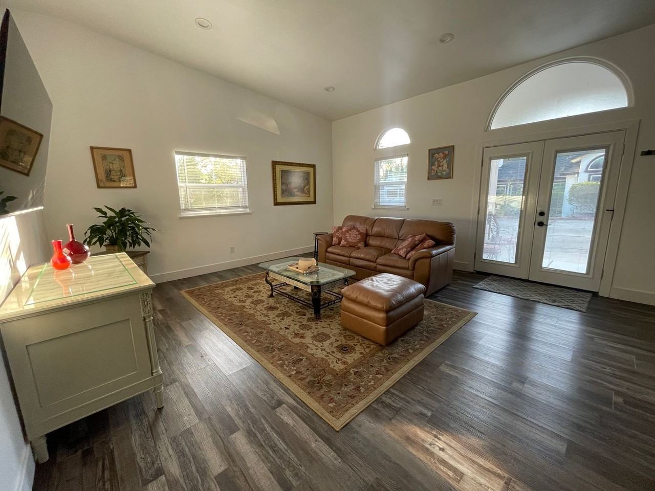 4615 Fair Oaks Boulevard - Photo 3 of 11