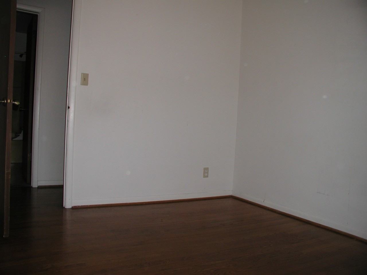 Longwood Properties - Photo 6 of 14