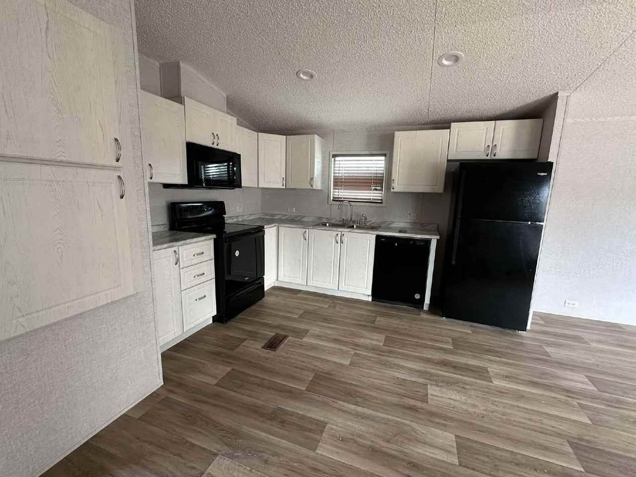 159 Sugar Maple Ln - Photo 2 of 16