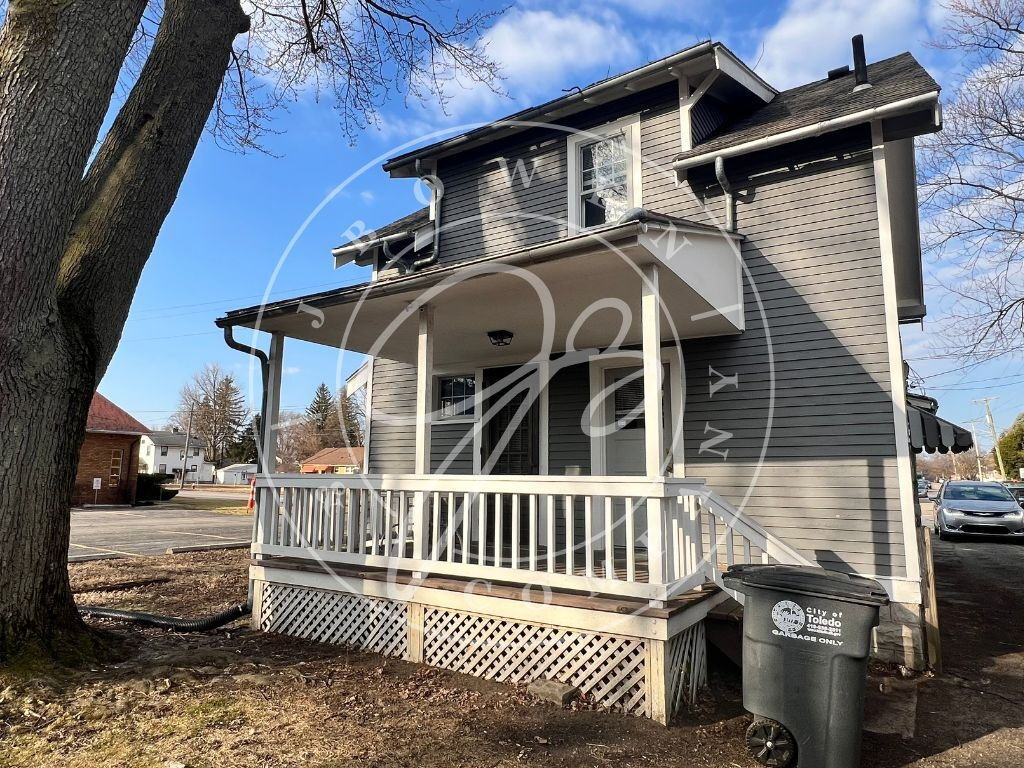 3916 Jackman Rd - Photo 3 of 10