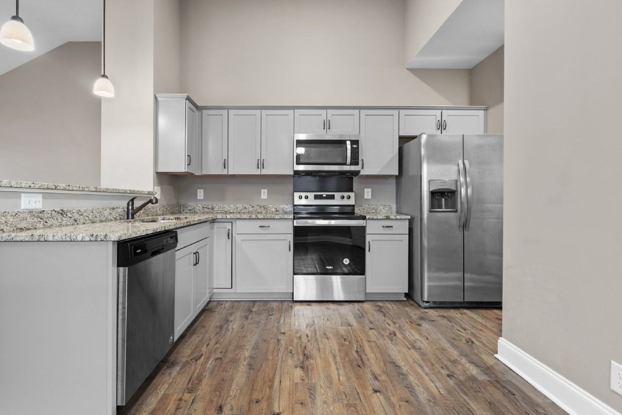 177 Dundee Dr - Photo 4 of 4