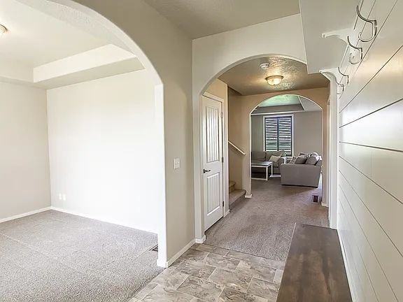 696 W Tennessee Ave - Photo 5 of 28