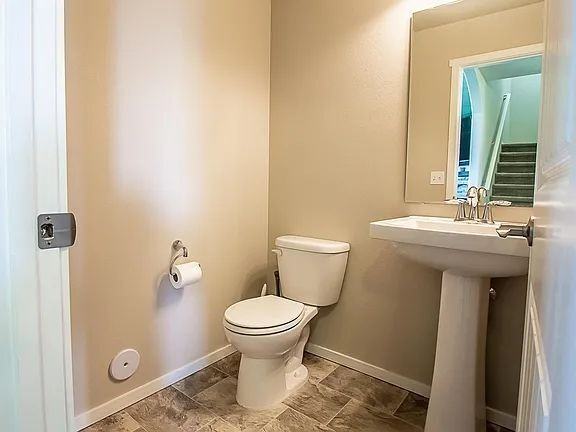 696 W Tennessee Ave - Photo 7 of 28