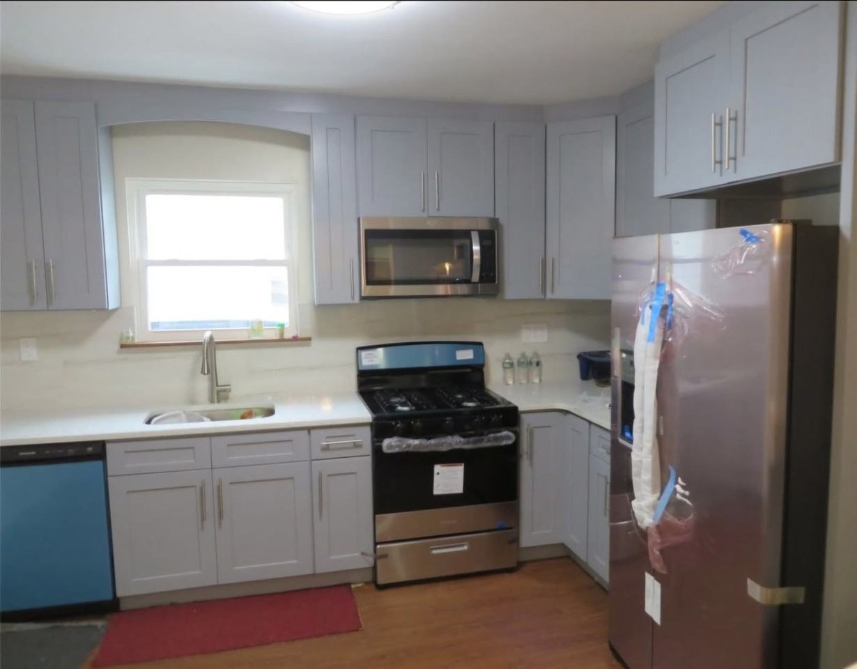 41 Dennison Ave - Photo 3 of 3