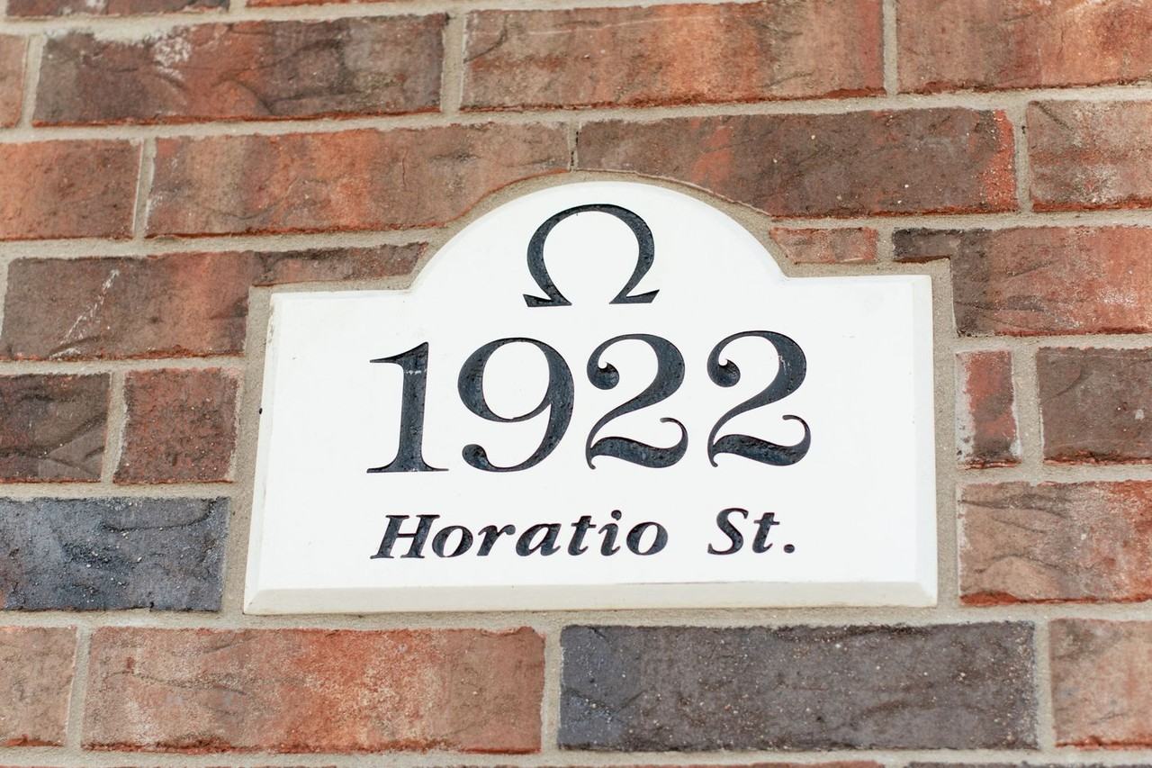 1922 Horatio St - Photo 3 of 36