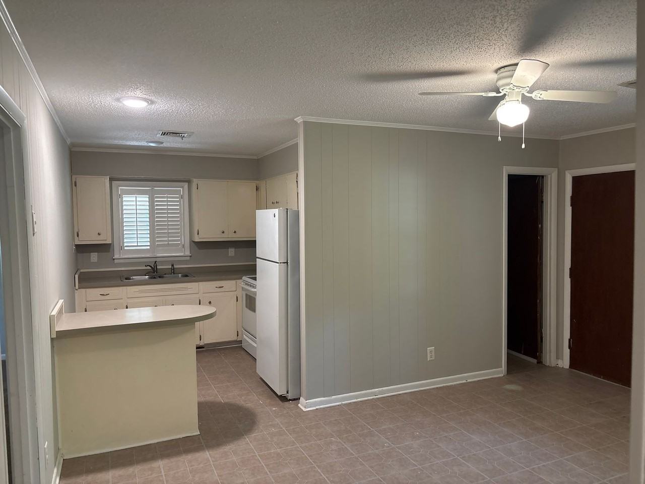 6411 Pinebrook Dr - Photo 6 of 16