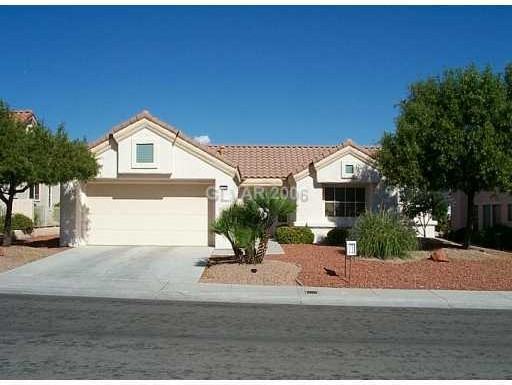 2423 Sungold Dr - Photo 2 of 16