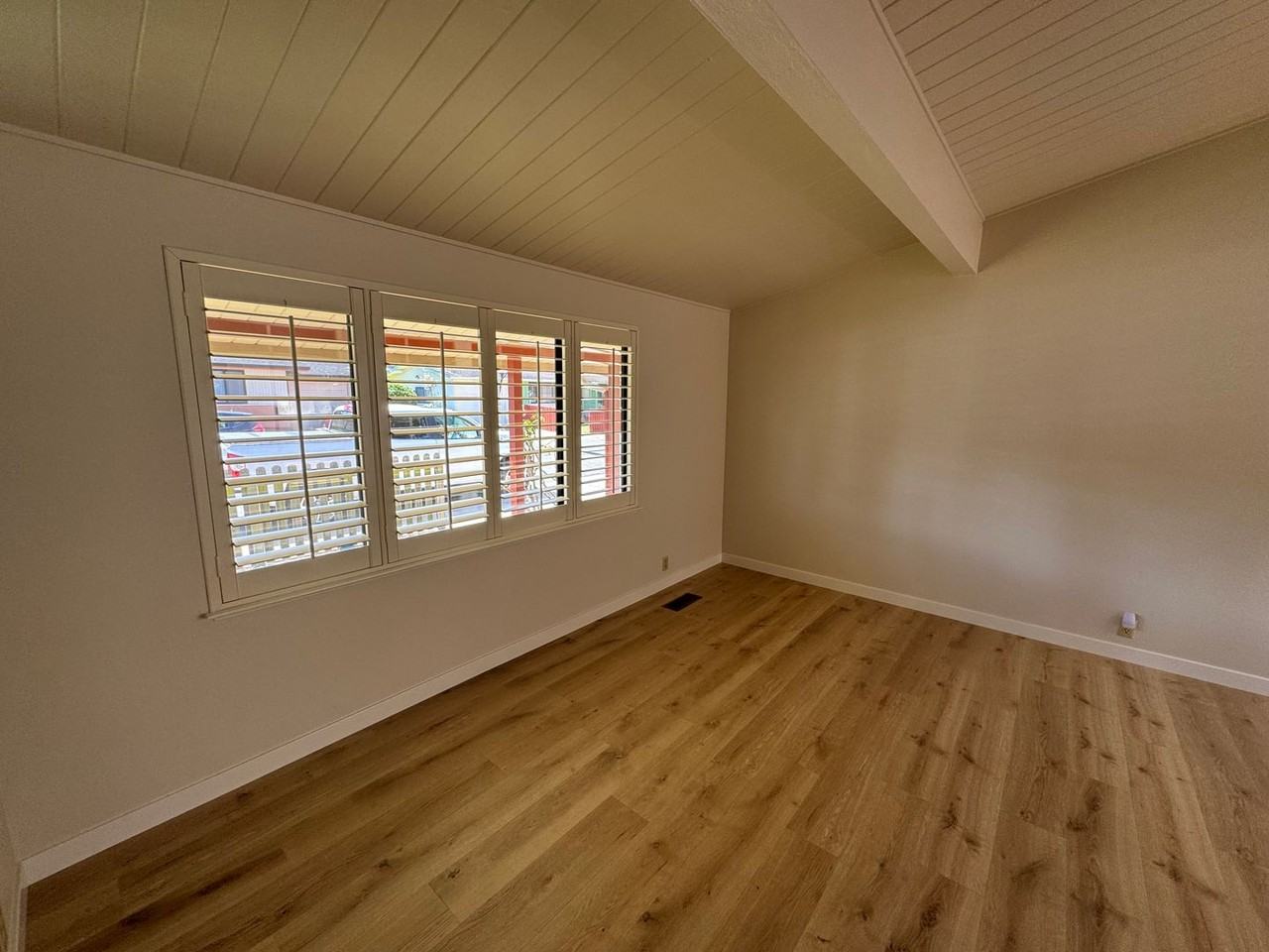 730 Rosemont Ave - Photo 6 of 18