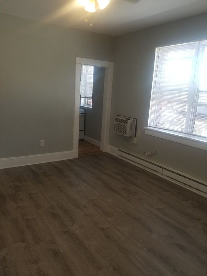 3222-3224 Wisconsin Avenue NW - Photo 7 of 24