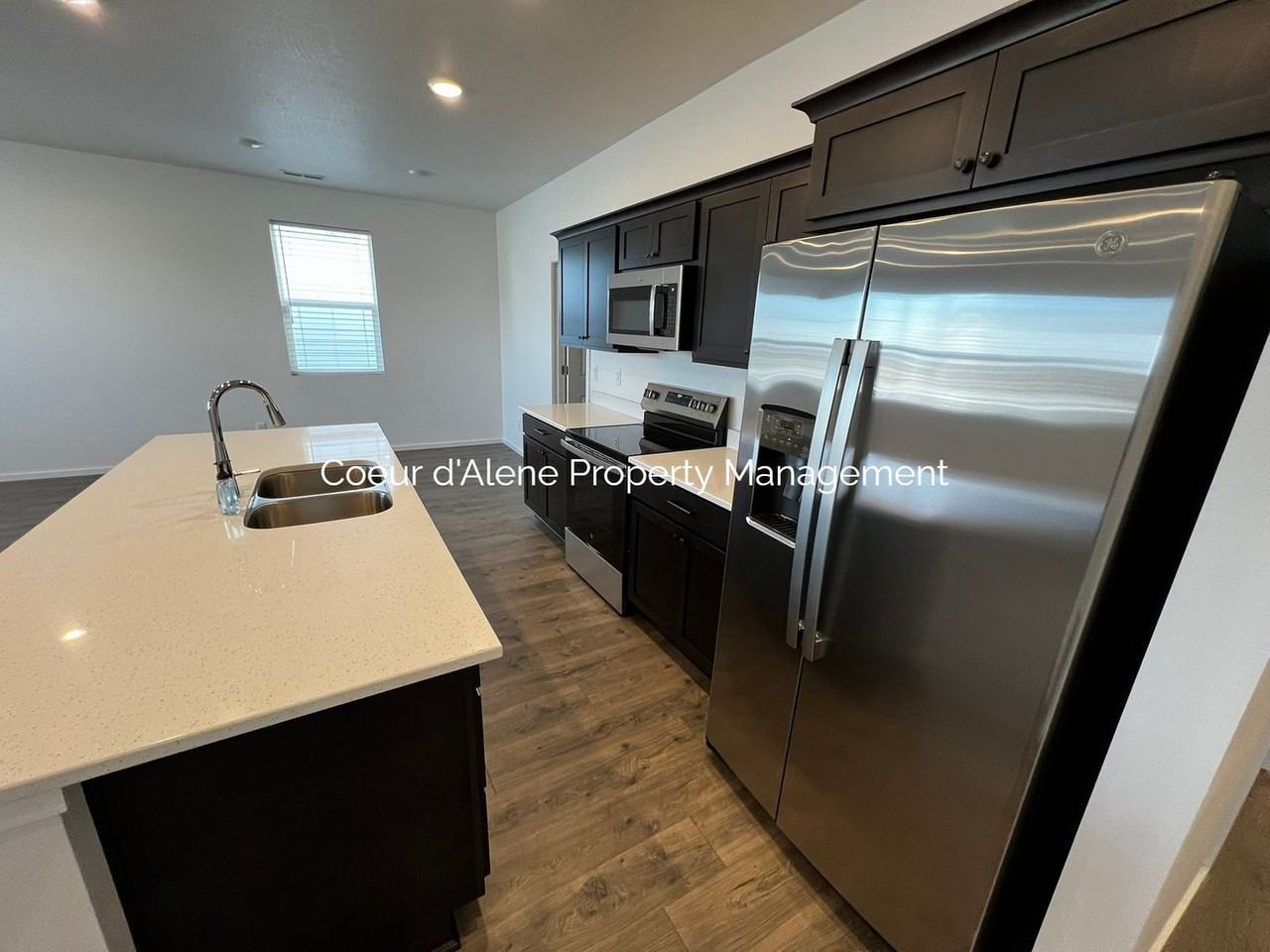 5212 E Aquila Ave - Photo 4 of 18