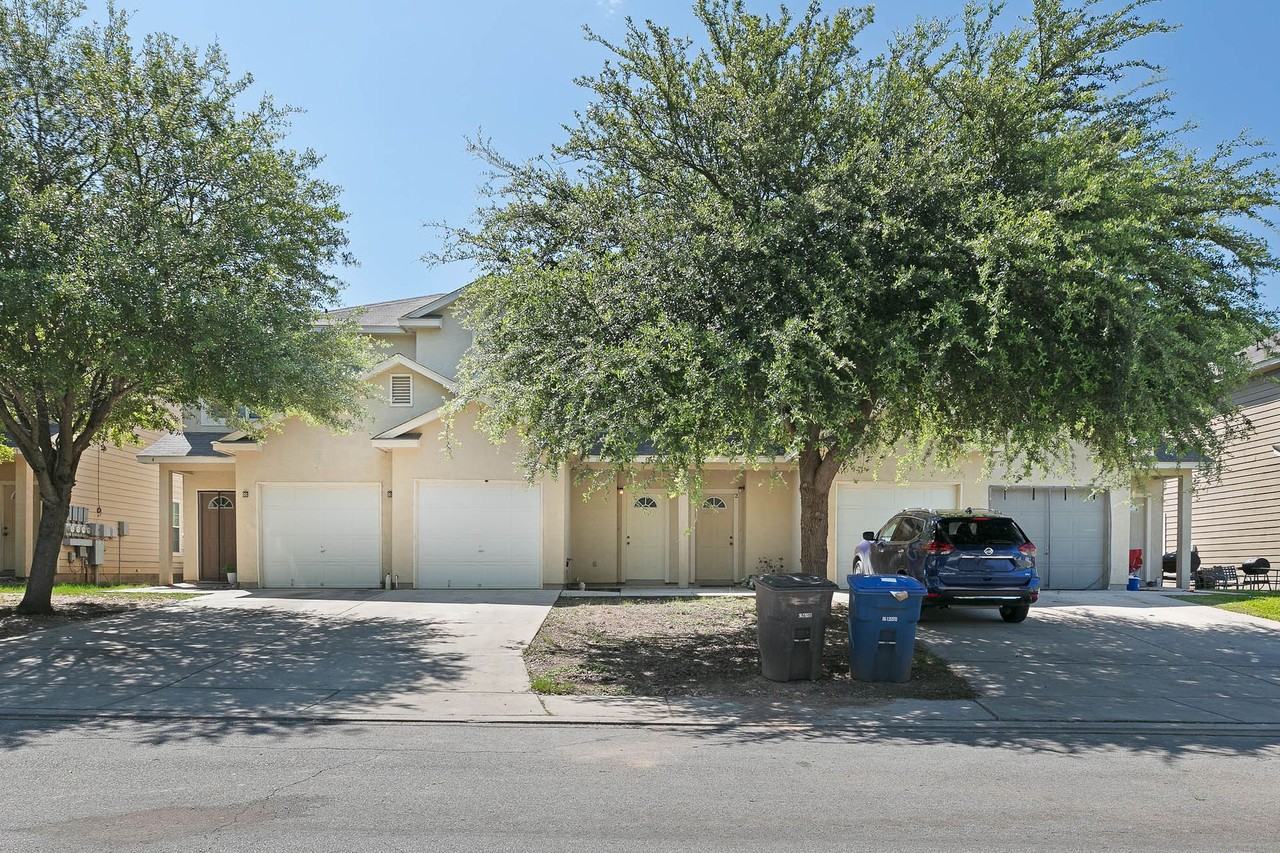 7810 7810 Kingsbury Wood - 4 #4 - Photo 2 of 22